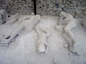 http://indiemusicpeople.com/uploads/128766_10_1_2009_11_26_50_AM_-_464456_pompeii_bodies.jpg