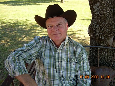 http://indiemusicpeople.com/uploads2/101613_10_18_2008_1_28_03_AM_-_Larry_W_Jones_KingwoodKowboy.jpg