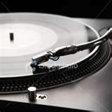 http://indiemusicpeople.com/uploads2/120207_8_17_2008_4_02_54_PM_-_vinyls2.jpg