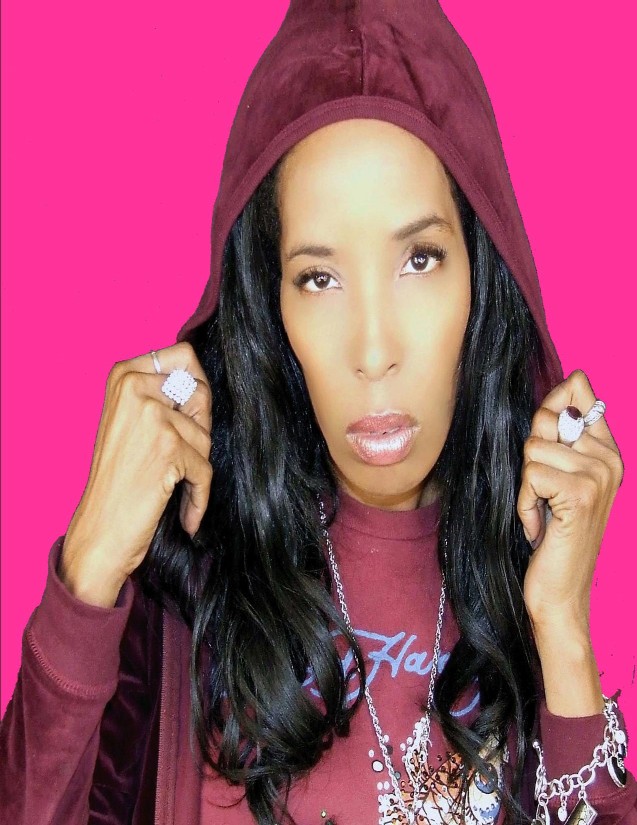 http://indiemusicpeople.com/uploads2/Miss_Knockout__-_K.O_BURG_FUSCHIA.jpg